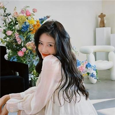 云裳艳曲